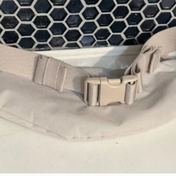 NIKE: Heritage Waistpack (3L) - Picture 5 of 6